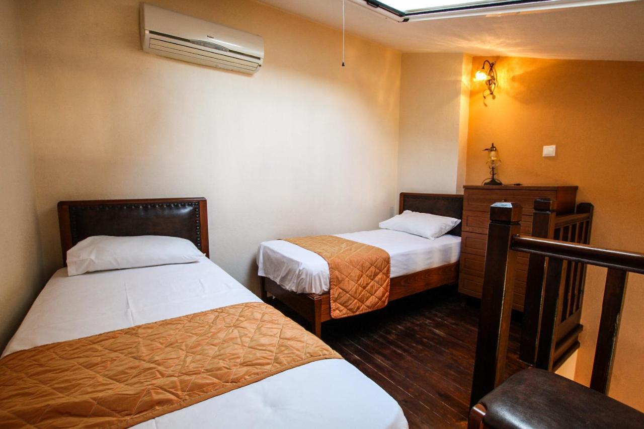 Xenonas Apollon Aparthotel Sarti Bagian luar foto